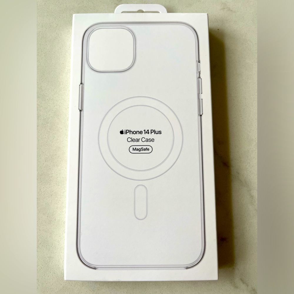 Apple iPhone 14 Plus MagSafe Clear Hard Case